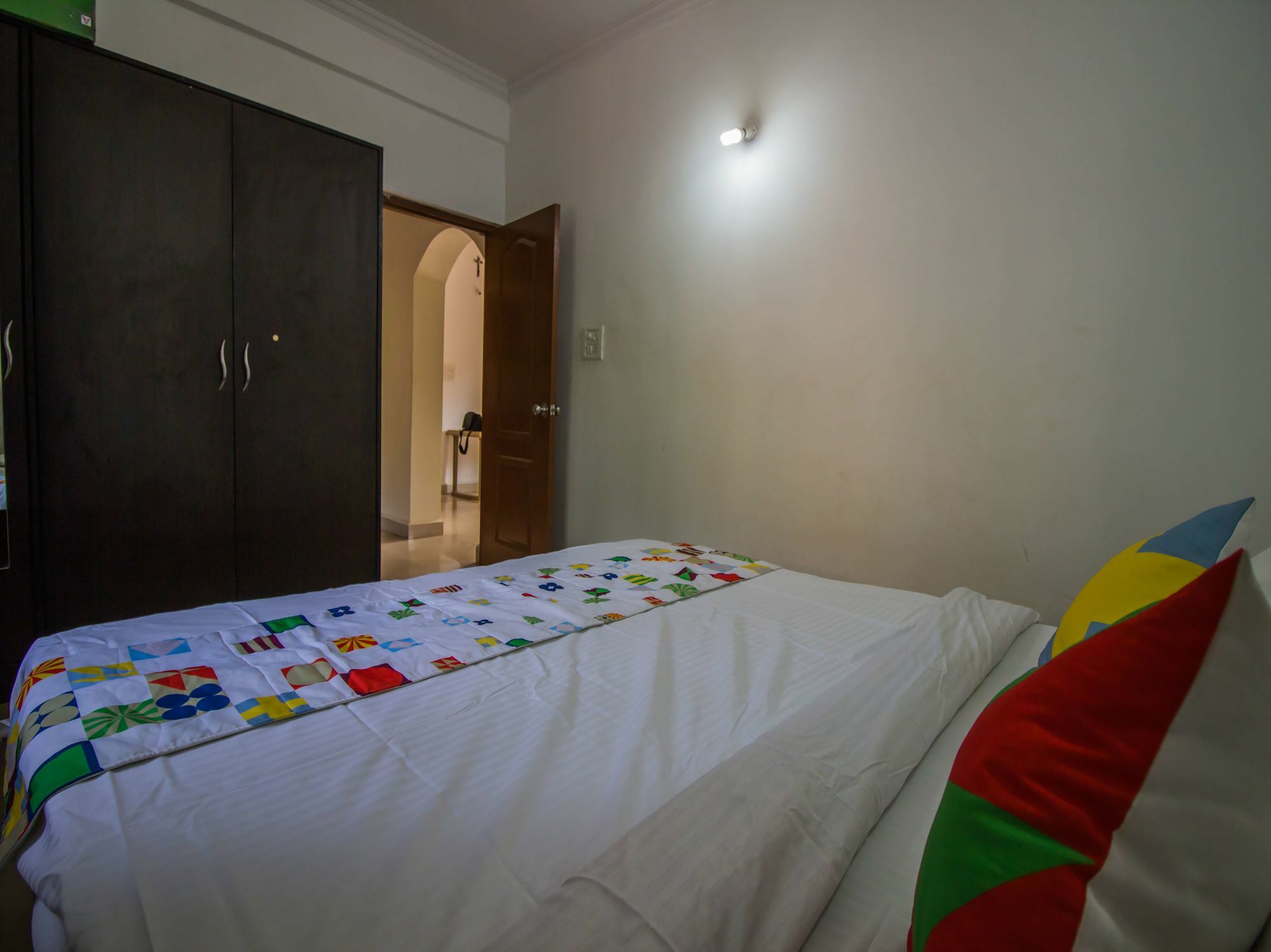 Apartment Oyo 13329 Spacious 1bhk Candolim