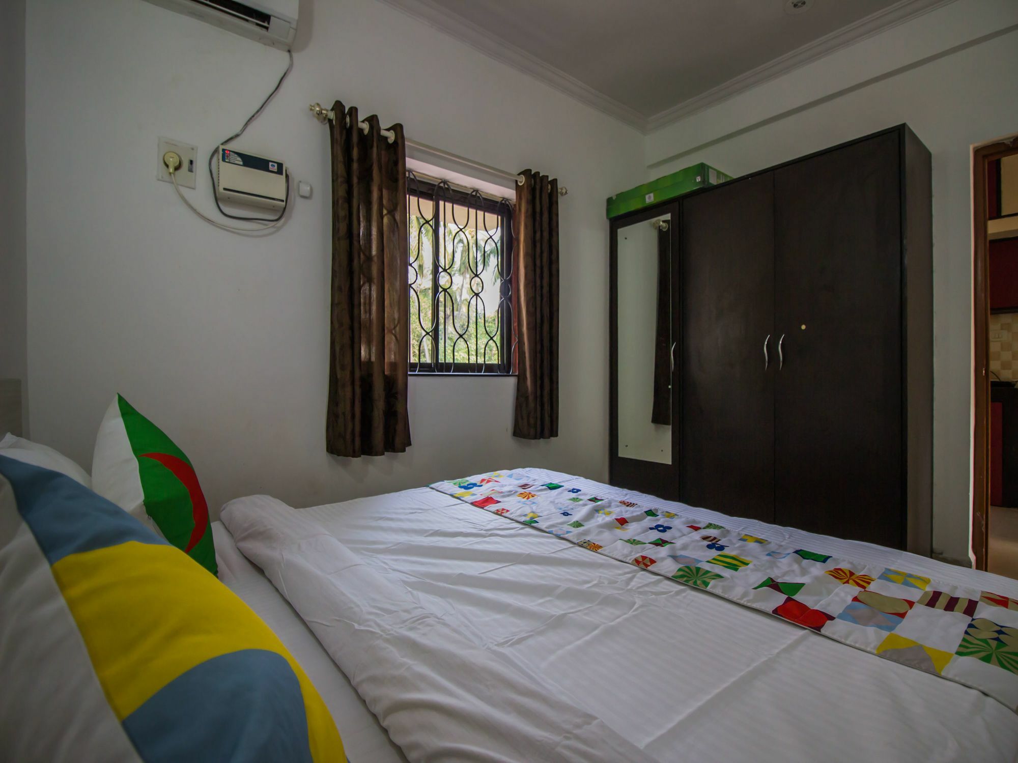 Apartment Oyo 13329 Spacious 1bhk Candolim *